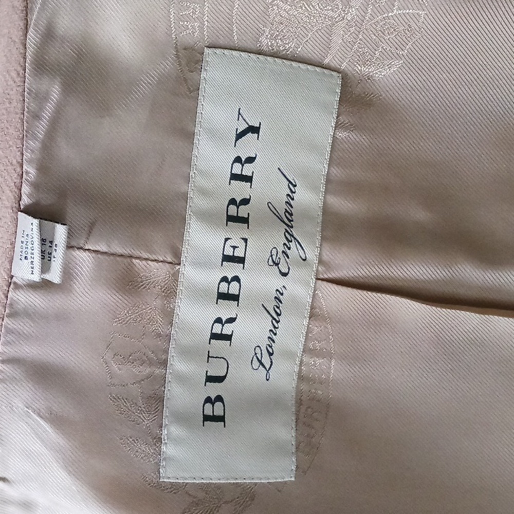 Burberry Tan Wool Trench W Belt Double-Breasted Coat. - Picture 11 of 13